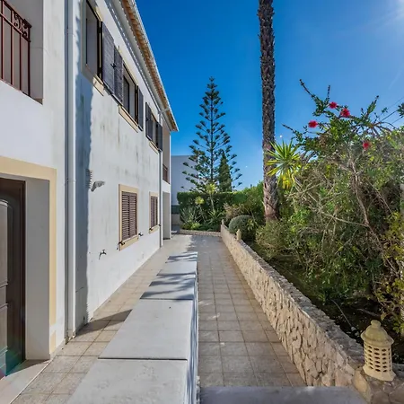 Ferienhaus Ninho Do Mocho By Interhome Portimão