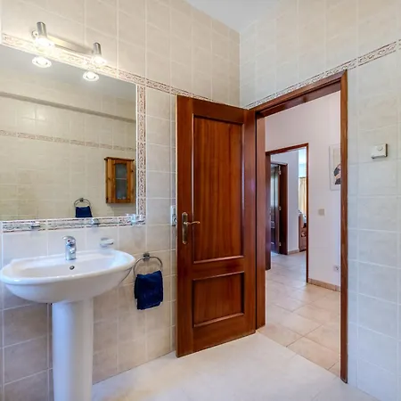 Ninho Do Mocho By Interhome *